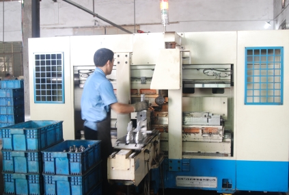 Токарный центр с ЧПУ DMG MORI на заводе GuanFeng